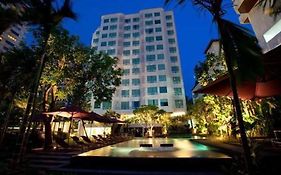 Ramada Hotel And Suites Bangkok